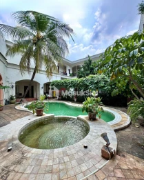 Jual Rumah Bagus di Komplek Taman Pondok Indah Jakarta Selatan