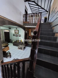 Jual Rumah Lama Siap Huni di Sindangsari Barat Kota Cimahi