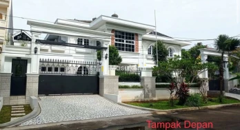 Jual Rumah Mewah Strategis di Komplek Bukit Permai Jakarta Timur