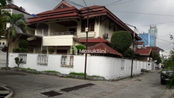 Jual Rumah Mewah di Jalan Kelapa Sawit Kota Jakarta Utara
