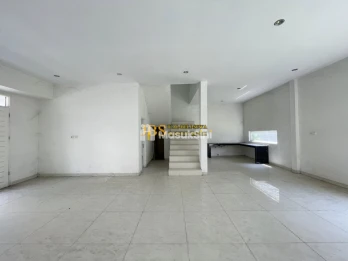 Jual Villa 2,5 Tingkat di Komplek Cemara Kuta Jalan Seminyak
