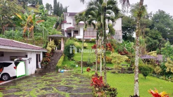 Jual Villa Bagus di Kawasan Tretes Prigen Pasuruan Siap Huni