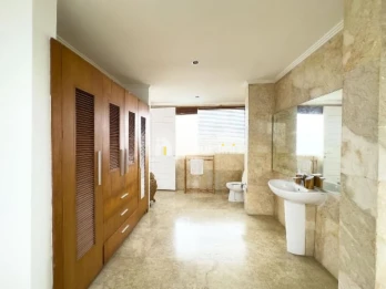 Jual Villa Hadap Selatan Full Furnished 4 Kamar Pura Wates Canggu