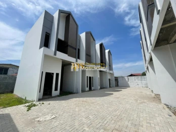 Jual Villa di Komplek Cemara Houston Residence