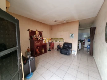 Jual/Sewa Rumah 2 Tingkat Siap Huni di Jalan Bilal Gg. Melawai