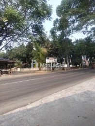LAHAN PINGGIR JALAN CIPONDOH SEBELAH TOL JAKARTA MERAK