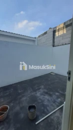 RUMAH 2 LANTAI DEKAT PUSAT KOTA MALANG