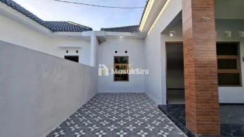 RUMAH BARU, DEKAT JALAN TOL JOGJA SOLO DI KALASAN, SLEMAN
