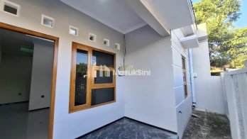 RUMAH BARU, DEKAT JALAN TOL JOGJA SOLO DI KALASAN, SLEMAN