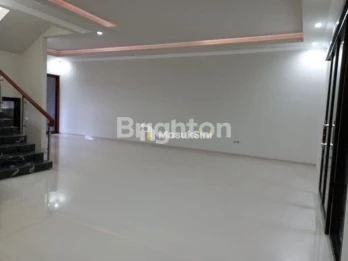 RUMAH BARU GRESS ARAYA MALANG