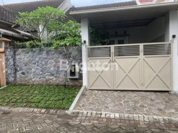 RUMAH CANTIK SIAP HUNI ARAYA KOTA MALANG