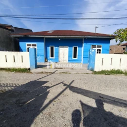 RUMAH DIJUAL / DISEWAKAN – PASAR 11, BANDAR KHALIFAH