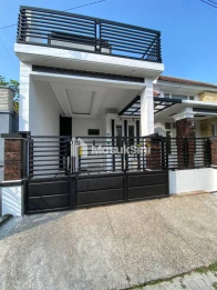 RUMAH MEWAH MODERN LOKASI DEKAT KAMPUS UMM