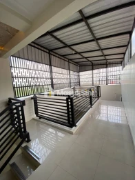 RUMAH MEWAH MODERN LOKASI DEKAT KAMPUS UMM