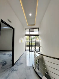 RUMAH MEWAH SIAP HUNI LOKASI DI ARAYA GOLF MALANG