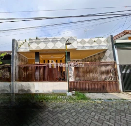 RUMAH MODERN MURAH 550 JUTA DI SAWOJAJAR