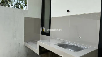 RUMAH MODERN MURAH DEKAT SMKN 9 MALANG KOTA