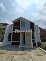 RUMAH MODERN MURAH DEKAT SMKN 9 MALANG KOTA