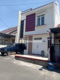 RUMAH READY STOCK 2 LANTAI LOKASI DI PANDANWANGI