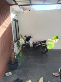 RUMAH SECOND SIAP HUNI - DEKAT FASILITAS UMUM