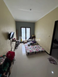 RUMAH SIAP HUNI LOKASI DI TASIKMADU MALANG