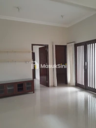 RUMAH VILLA MEWAH FREE AC LOKASI TIDAR