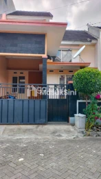 Rumah Bagus 2 Lantai Tunggulwulung Lowokwaru Malang GMK03574