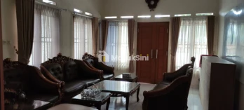 Rumah Utk Villa Home Stay atau Guest House di Jl. Kolonel Masturi  Cimahi