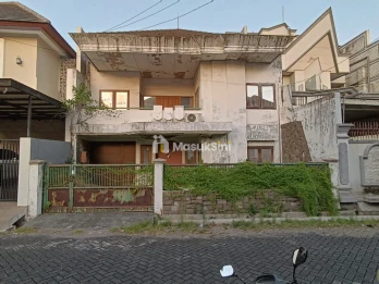 Rumah Lama Tidak Ditempati,