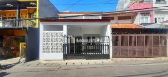 Rumah Minimalis Modern di Jalan Cigadung Dago Bandung