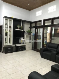 Rumah Sewa Full Furnish di Jalan Soekarno Hatta Malang