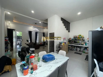 Rumah Siap Huni Dijual di Komplek Cemara Cleveland Jalan Beringin