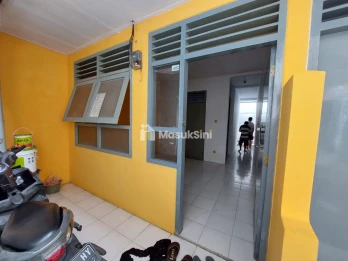 Rumah Strategis di Kontrakan wilayah Kayumanis 10, Matraman Jakarta Timur.