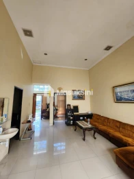 Rumah Tinggal Full Furnish di Araya, Malang