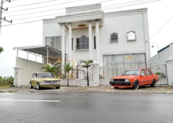 Rumah di Sidoarjo Jawa tengah(Madewo apples)