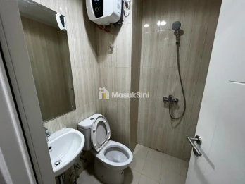 SENTUL TOWER APARTEMENT LT.3 VIEW POOL