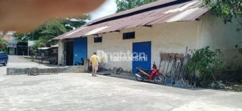 Sebidang Tanah Datar Dikawasan Industri, Umum.