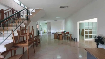 Sewa Min 2 Tahun Tempat Usaha Kantor Ruko Hadap Utara 2 Lantai Hang Tuah Sa