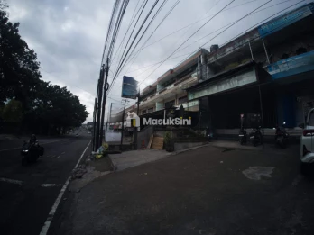 Sewa Ruko 2 Lantai Hadap Utara Bypass Soekarno Tabanan