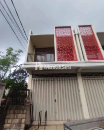 Sewa Ruko Baru 2 Lantai 4×15 Hadap Utara Samsam Tabanan