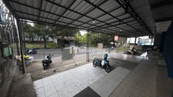Sewa Ruko Hadap Utara 3 Lantai Bypass Soekarno Tabanan