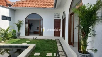 Sewa Villa Full Furnished Hadap Selatan 2 Kamar