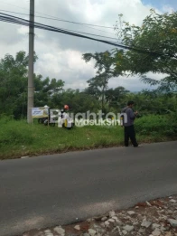 Tanah Datar Posisi O M di Ry Bandulan Malang.