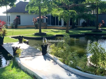 Villa Asri 1 Lantai – Pool & Garden
