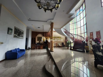 Villa Jumbo Siap Huni Dijual di Komplek Cemara Asri Jalan Seroja