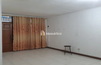 rumah 3 kamar tidur 2 kamar mandi dekat toserba griya arcamanik bandung