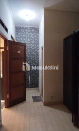 rumah 3 kamar tidur 2 kamar mandi di cisaranten kulon arcamanik bandung