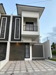VILLA MEWAH 1MILIYAR DIMALANG - SIAP HUNI