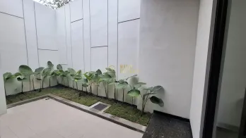 RUMAH SIAP HUNI DESAIN MODERN DEKAT RS MITRA PARAMEDIKA DI NGEMPLAK