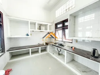 Dijual Rumah Hook 2 Tingkat Baru Renov Komplek Citra Wisata